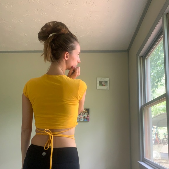 Gymshark Crop Top - Picture 5 of 7
